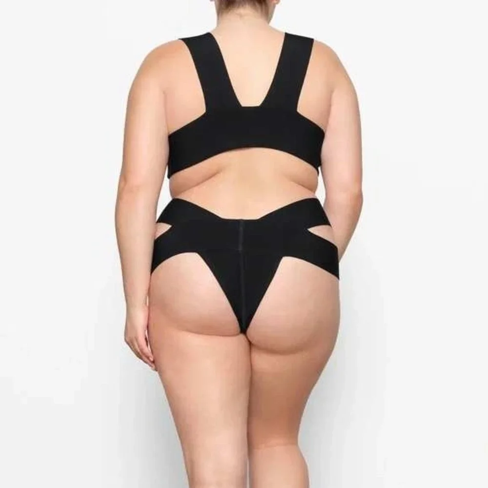 SKIMS KNIT BEACHWEAR‎ STRAPPY BOTTOM in Onyx NEW